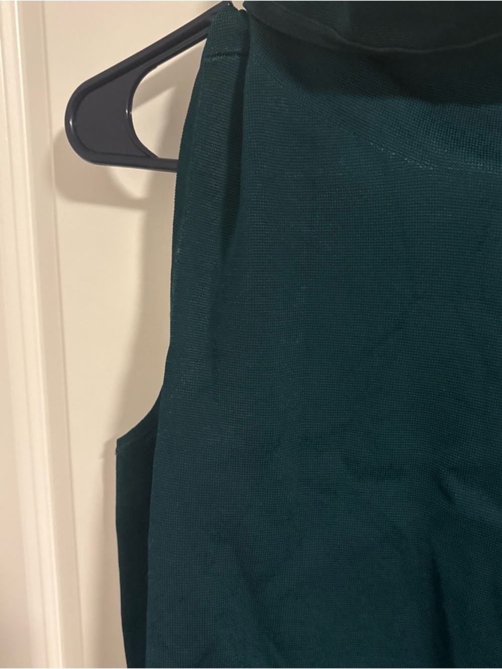 Chicos Easy Chic Sleeveless Sweater Mock Jasper Green Size 3 (XL) NWT - Picture 3 of 7